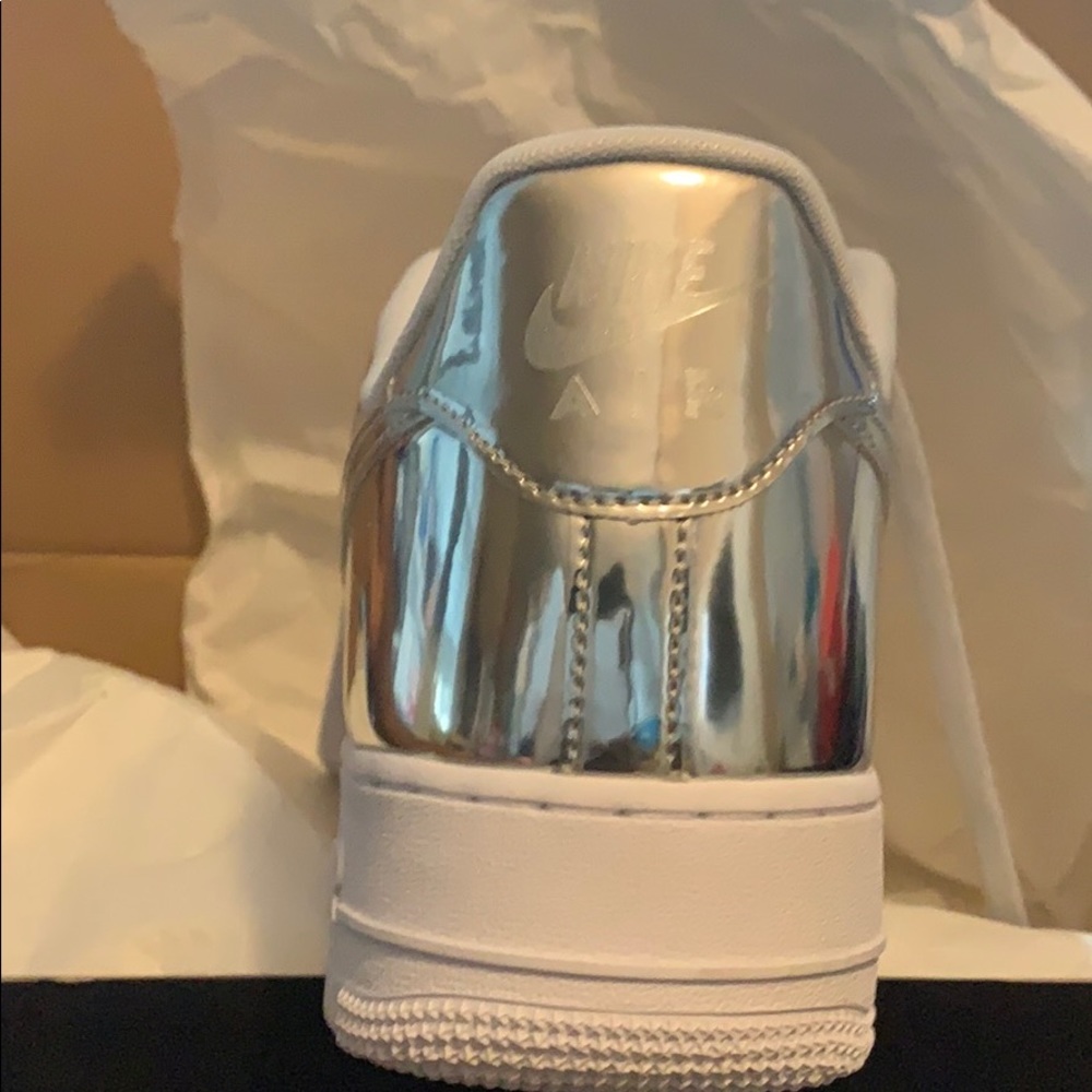 BNIB Chrome Metallic Air Force 1’s AF1’s - Picture 4 of 11